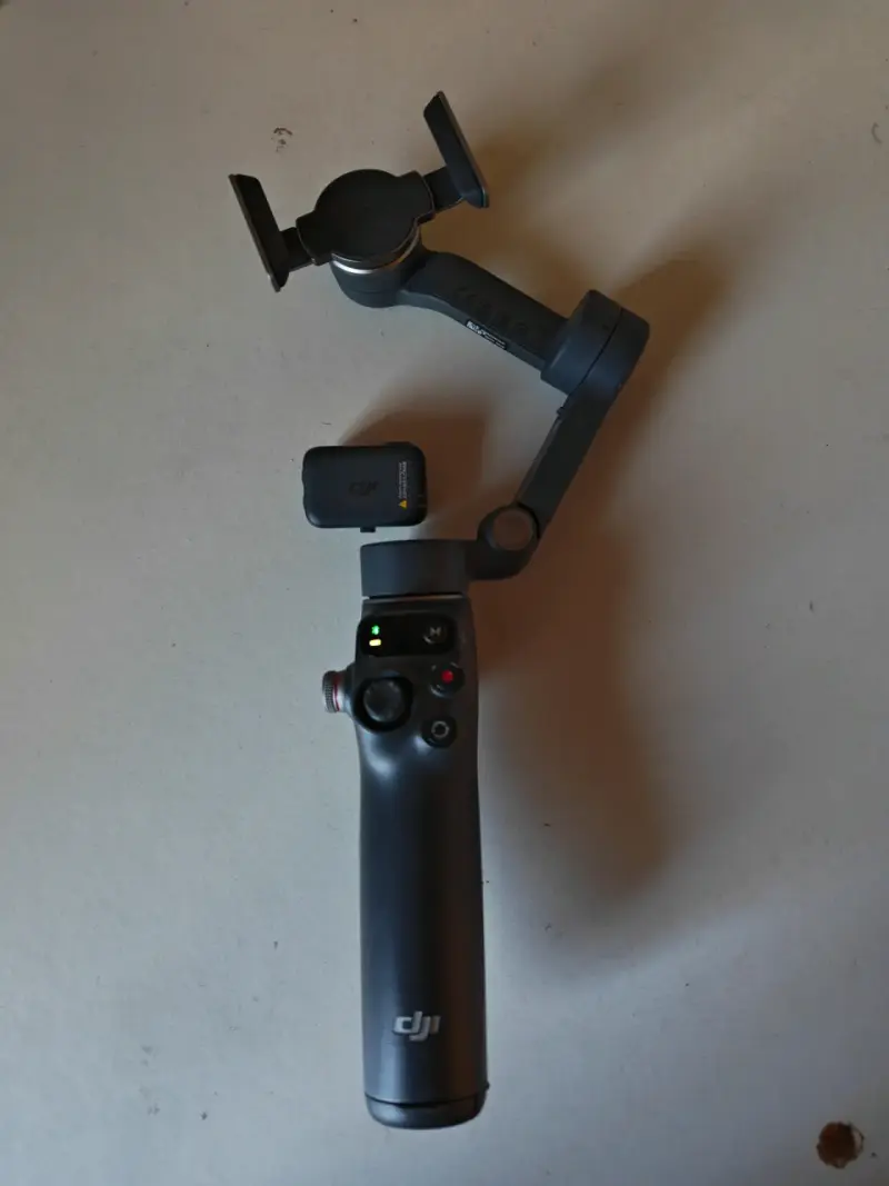 Estabilizador DJI Osmo Mobile 7P para Smartphone - 3