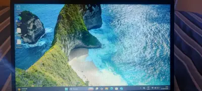 Notebook HP 348 g7 - miniatura 2