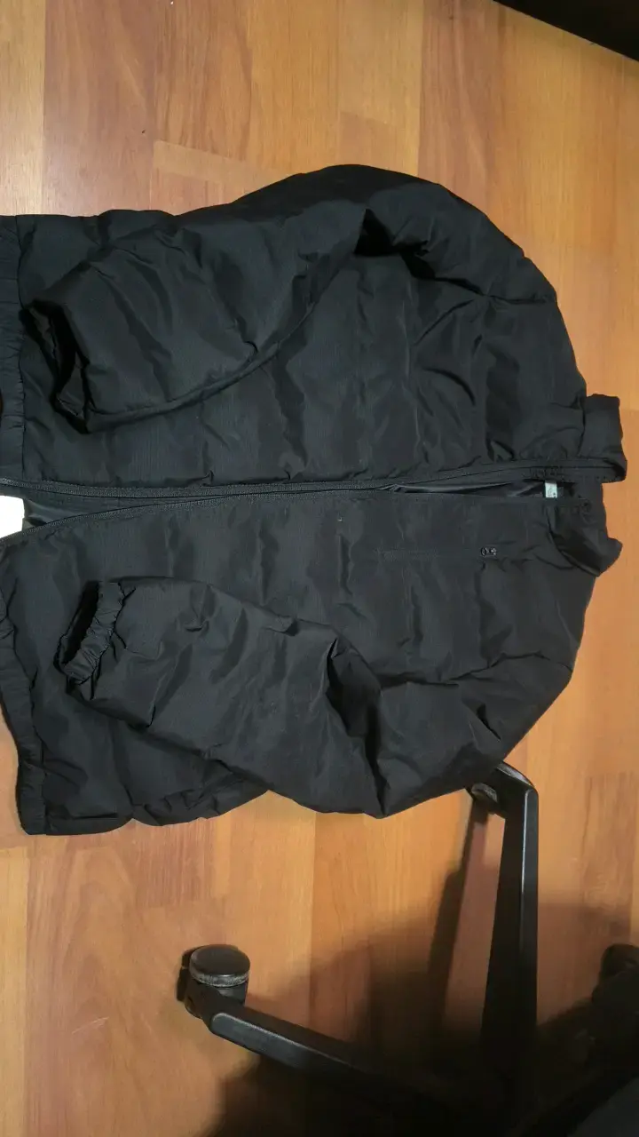 Chaqueta de hombre tipo puffer talla S - 1