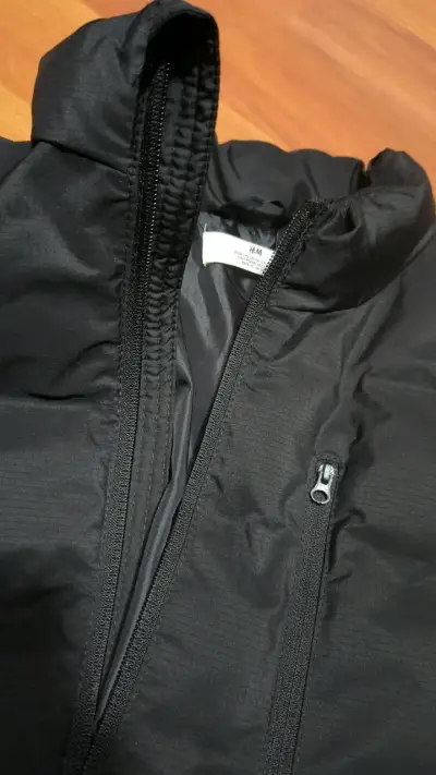 Chaqueta de hombre tipo puffer talla S - miniatura 4