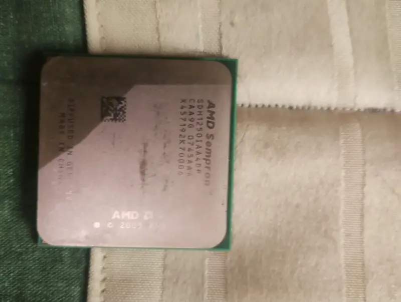 Procesador AMD Sempron 145 para PC