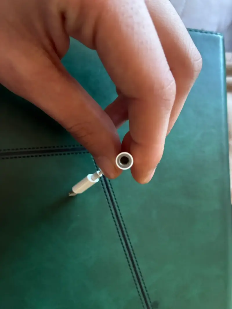 Adaptador de audio Lightning a Jack 3.5mm - 2