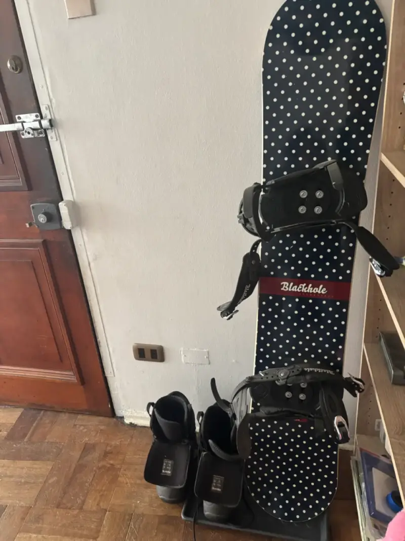 Tabla de snowboard Blackhole con fijaciones - 4