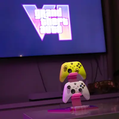 Soporte para controles Grand Theft Auto - miniatura 3