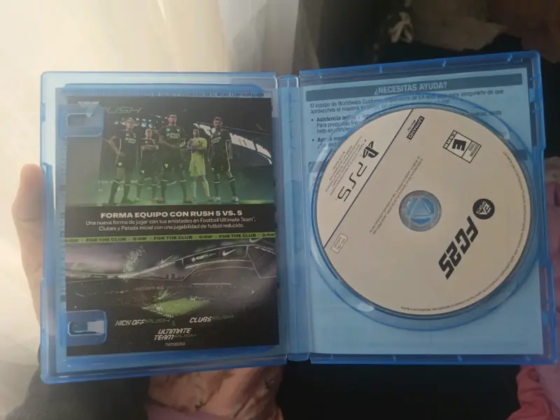 Juego PS5 EA Sports FC 25 en buen estado - 3
