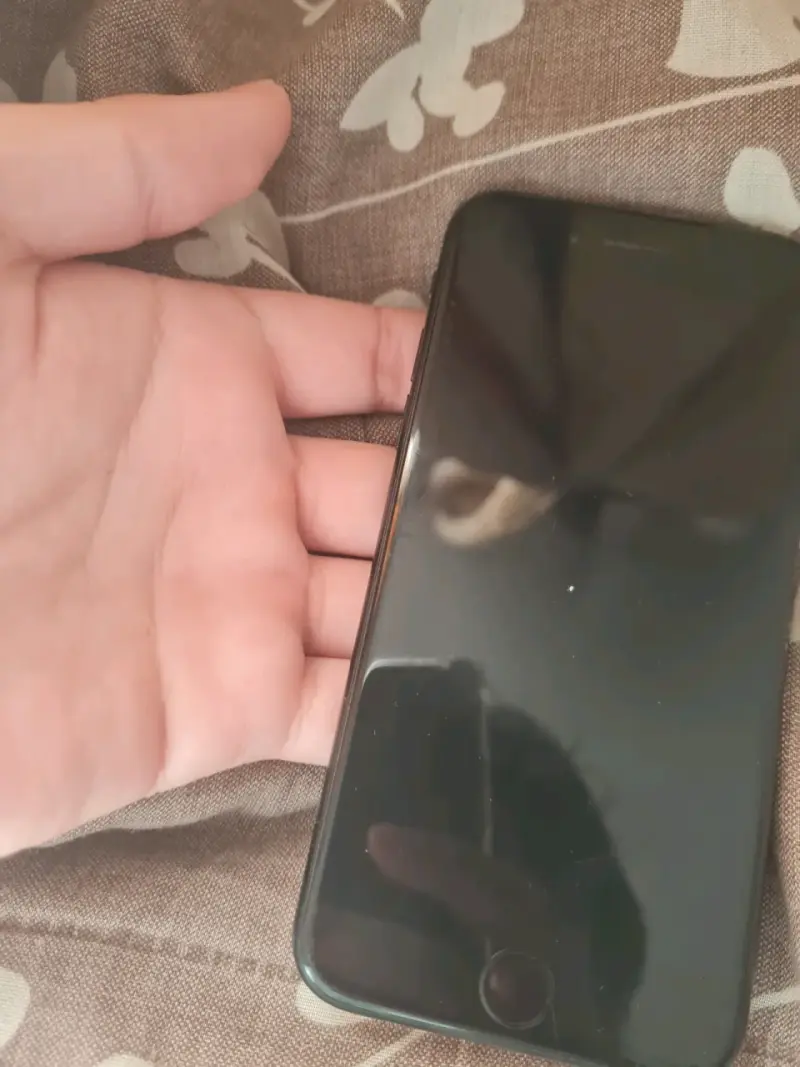 iPhone SE 2020 leer - 4