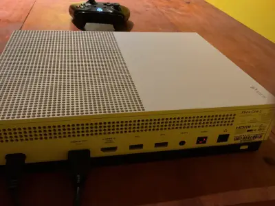 Consola Xbox One S con Control - miniatura 5