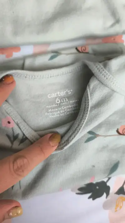 Lote de bodies para bebé 6-9 meses - miniatura 2