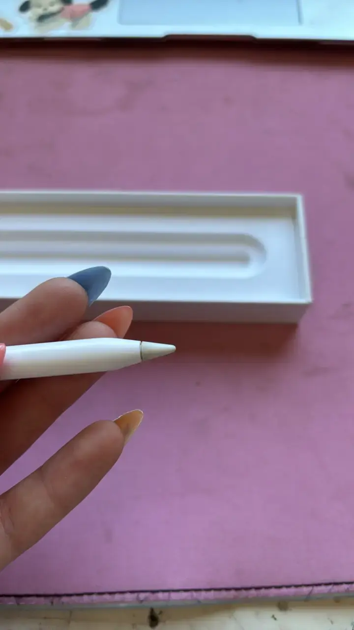 Apple Pencil de segunda generación en buen estado - 3