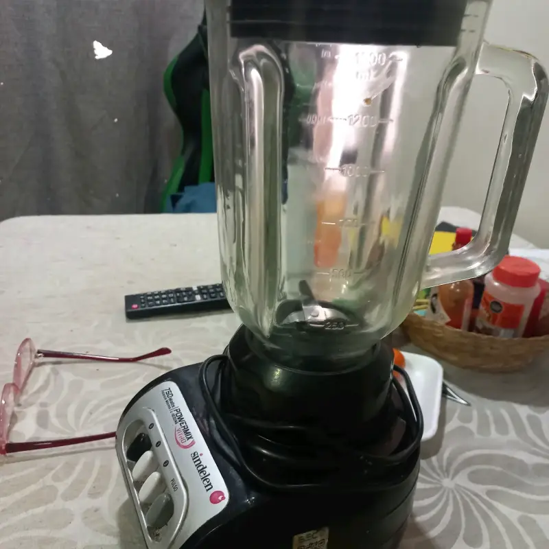 Licuadora Sindelen Powermix Vi Pro 750W - 2