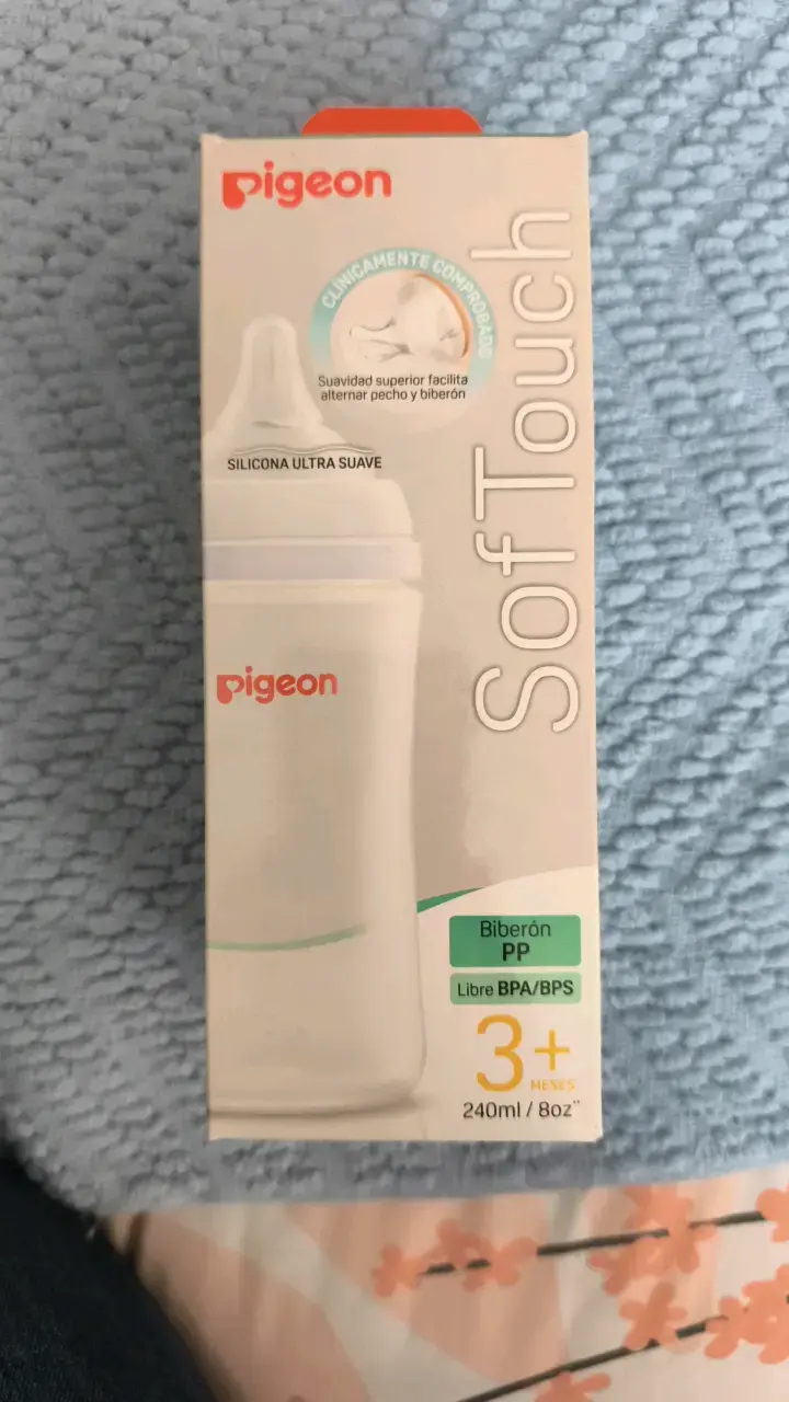 Biberón Pigeon SoftTouch 240ml Anticólico - 1