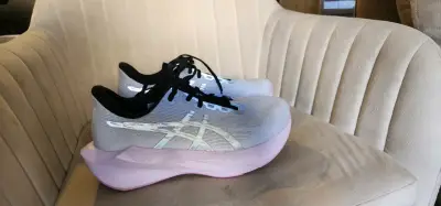 Zapatillas Asics Novablast 6 Mujer - miniatura 2