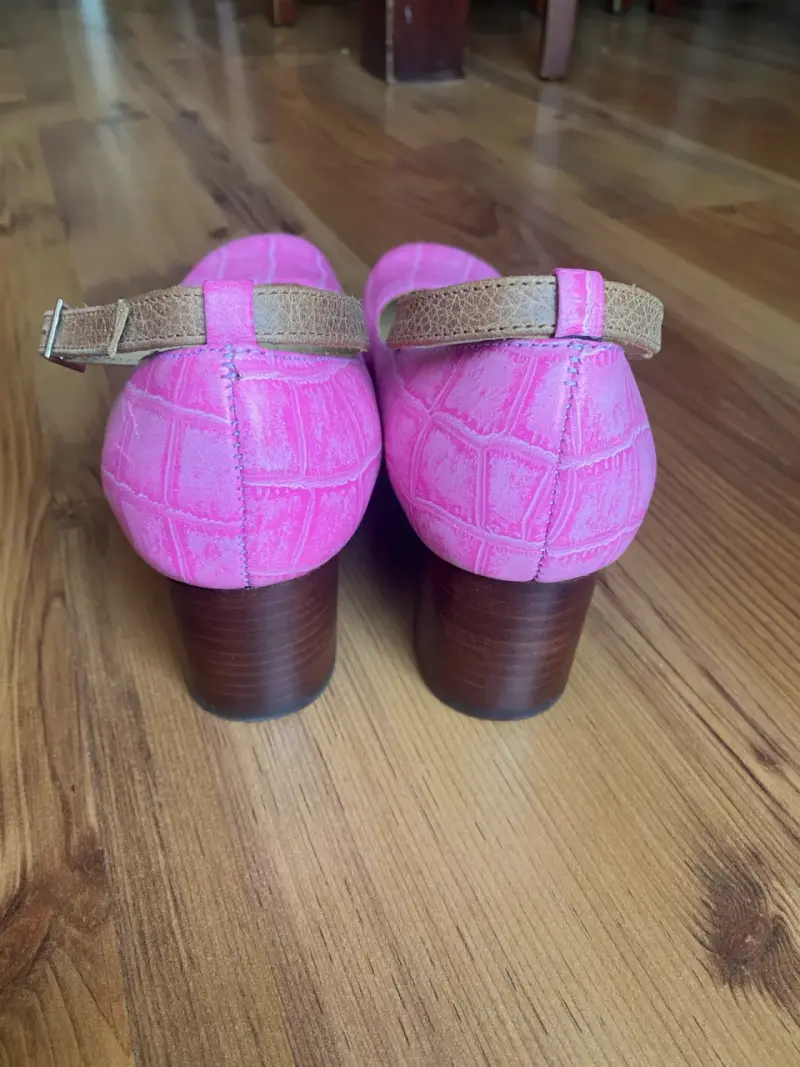 Zapatos de tacón medio rosados Olivia Merino - 3