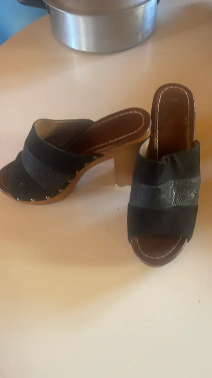 Sandalias de tacón ancho negras para mujer - 2