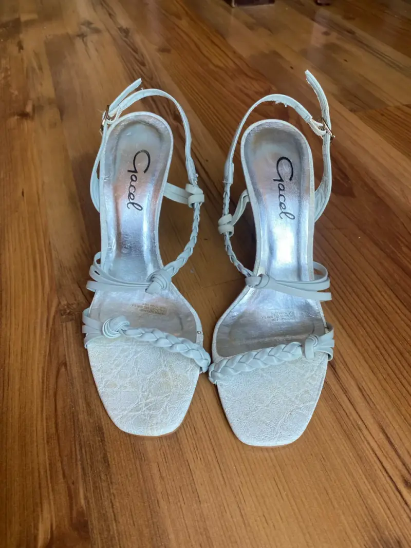 Sandalias de cuña Gracel color gris - 2