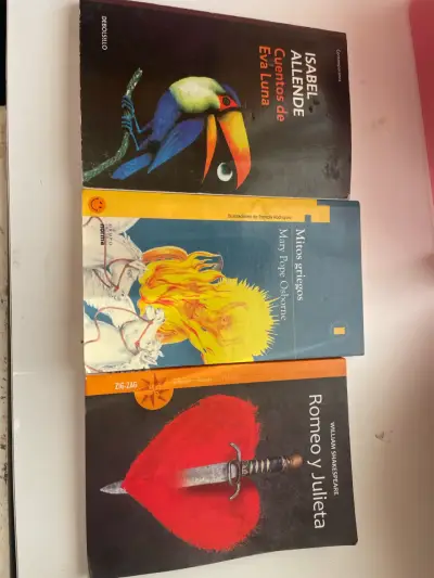Lote de libros variados de literatura y teatro - miniatura 1