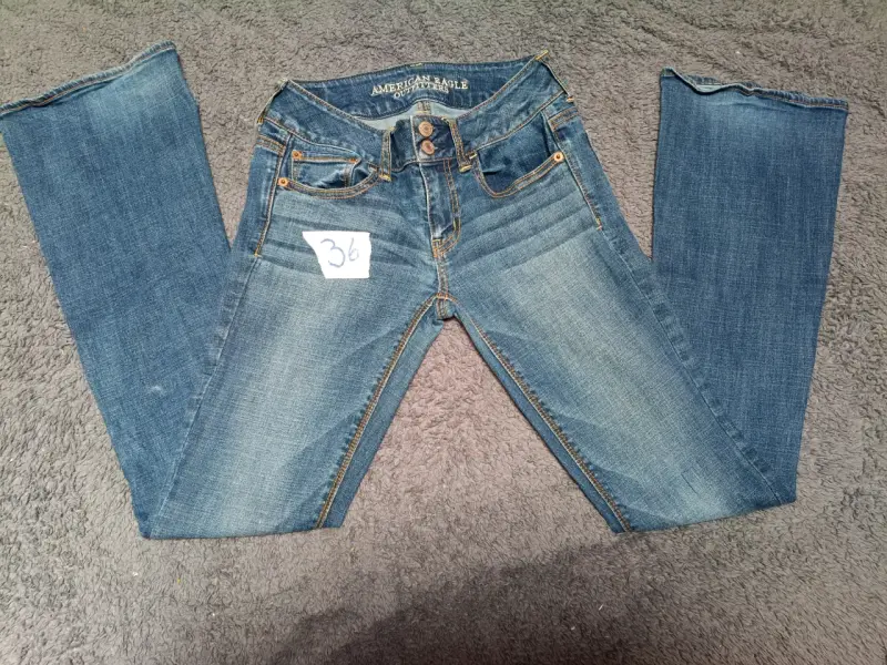 Jeans American Eagle para mujer talla 36