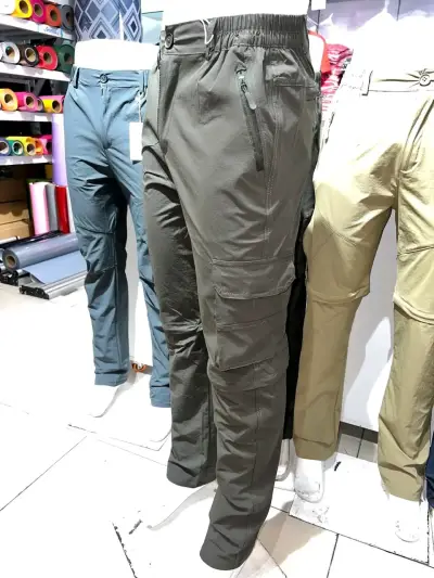 Pantalones cargo para hombre en varios colores - miniatura 2