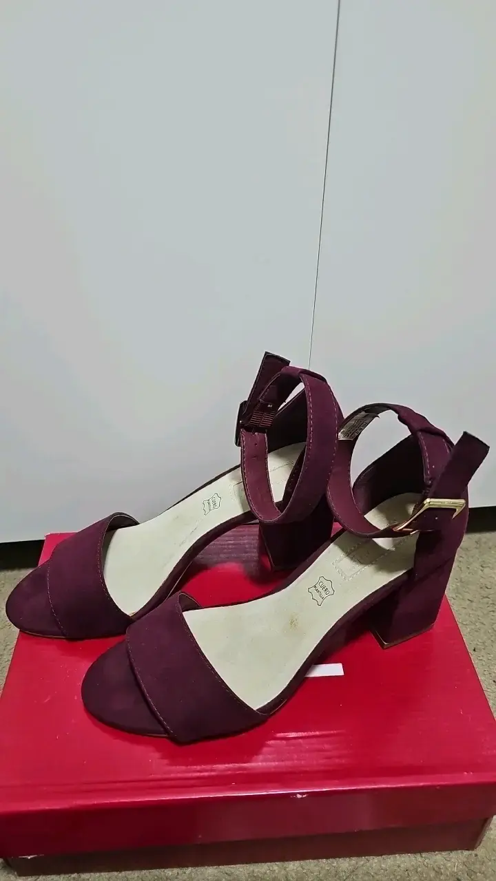 Sandalias de tacón alto burdeos de cuero - 3