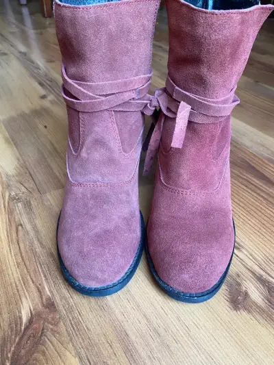 Botines de gamuza rosados con tacón grueso - miniatura 2