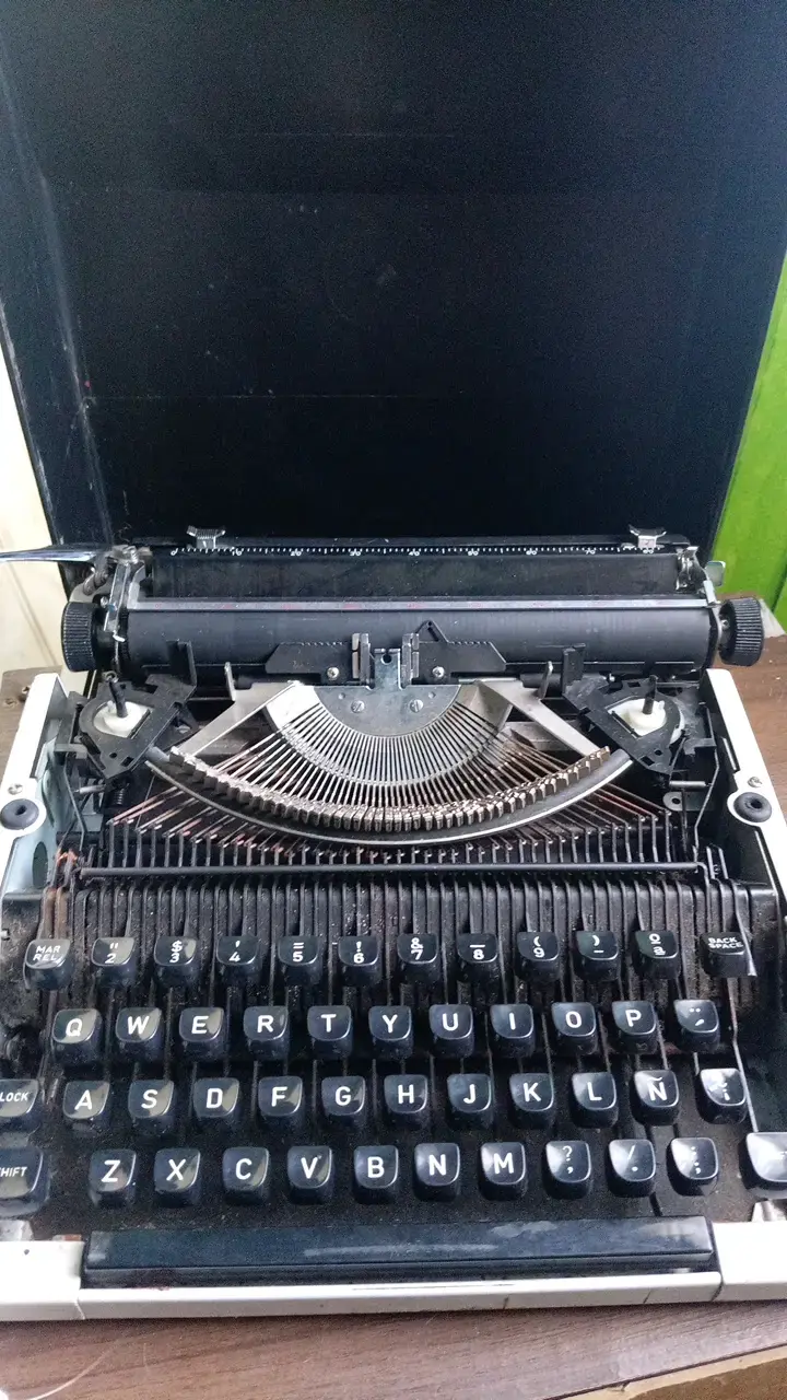 Máquina de escribir portátil Silver Seiko vintage - 2