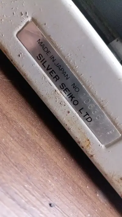 Máquina de escribir portátil Silver Seiko vintage - miniatura 4