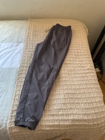 Pantalon deportivo Nike gris - miniatura 3