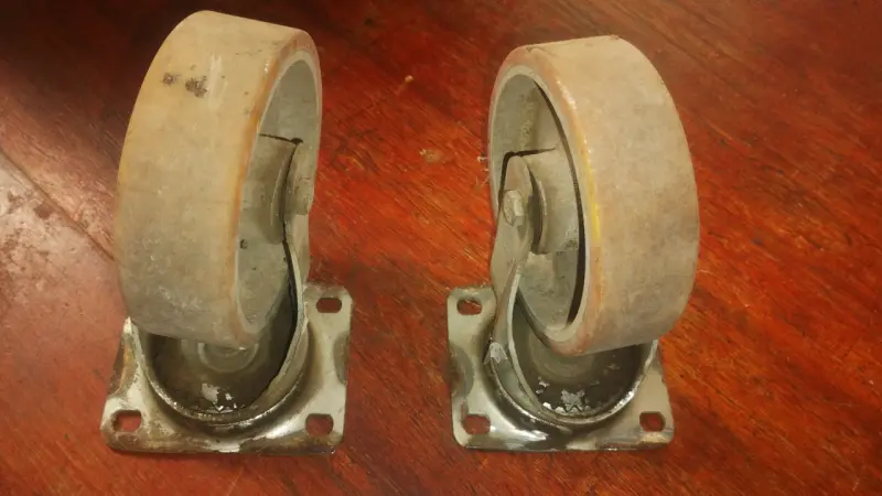 Pasadores ,calzas y porta calzas,bujes,ruedas - 4