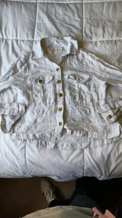 Blusa corta blanca Aeropostale para mujer - miniatura 1