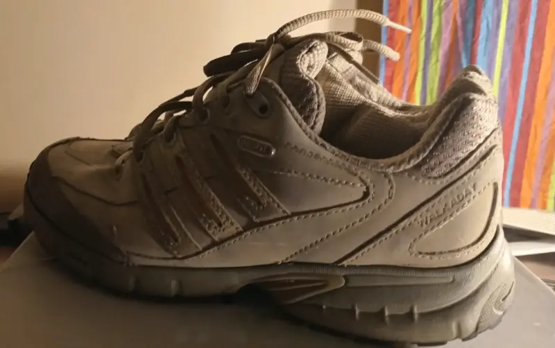 Zapatillas deportivas Adidas beige para hombre - 4