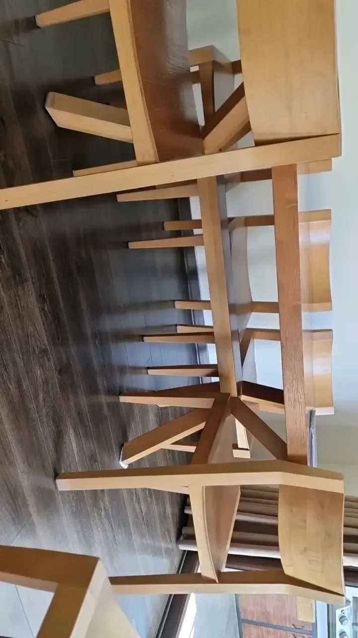 Juego de comedor de madera para seis personas - 2