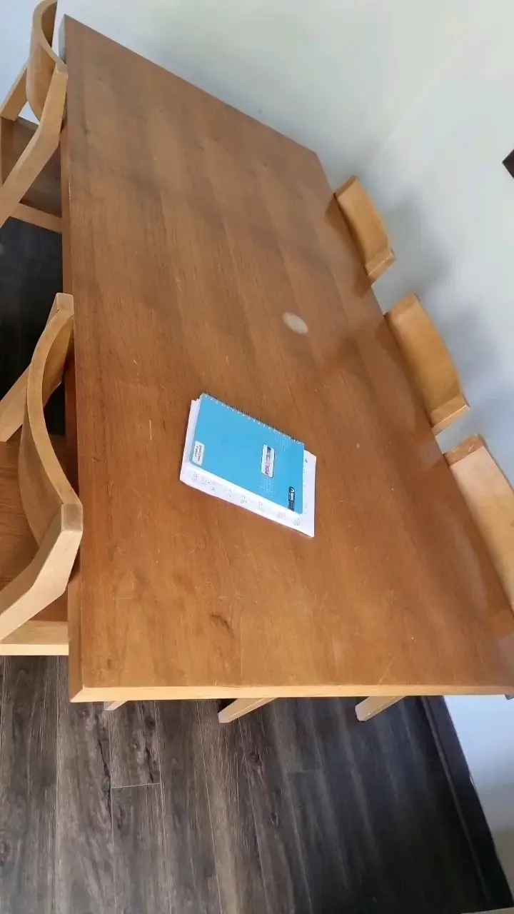 Juego de comedor de madera para seis personas - 4