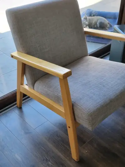 Par de Sillónes de madera con tapiz gris moderno - miniatura 4