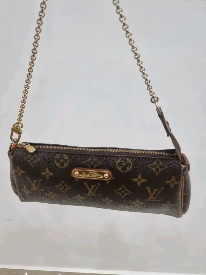 Louis Vuitton Pochette Eva - 3