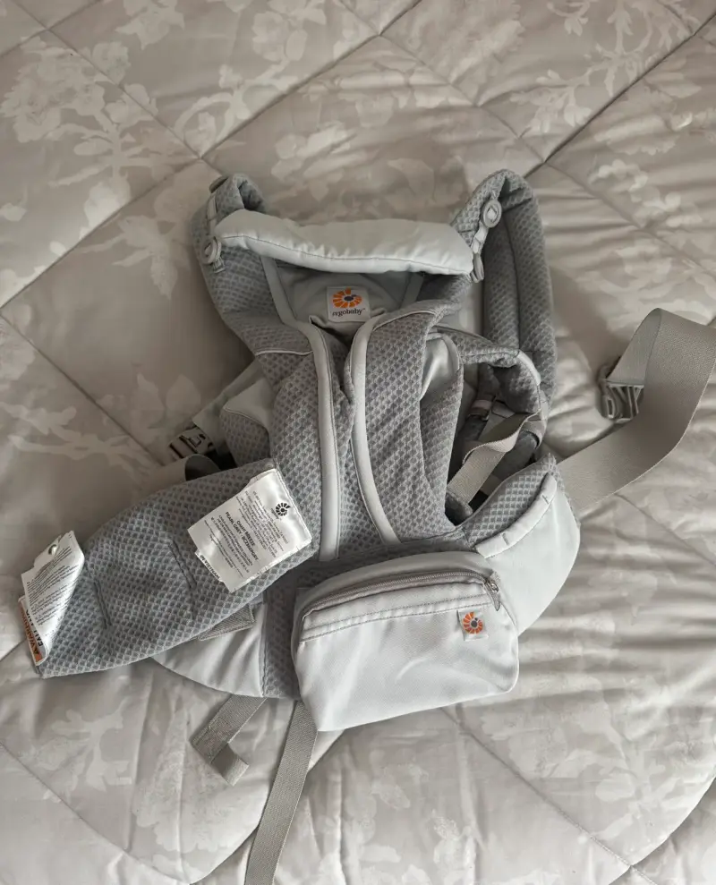 Mochila portabebé ergonómica gris Ergobaby