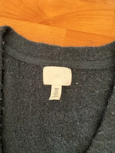 Suéter de lana verde oscuro H&M para mujer - miniatura 2