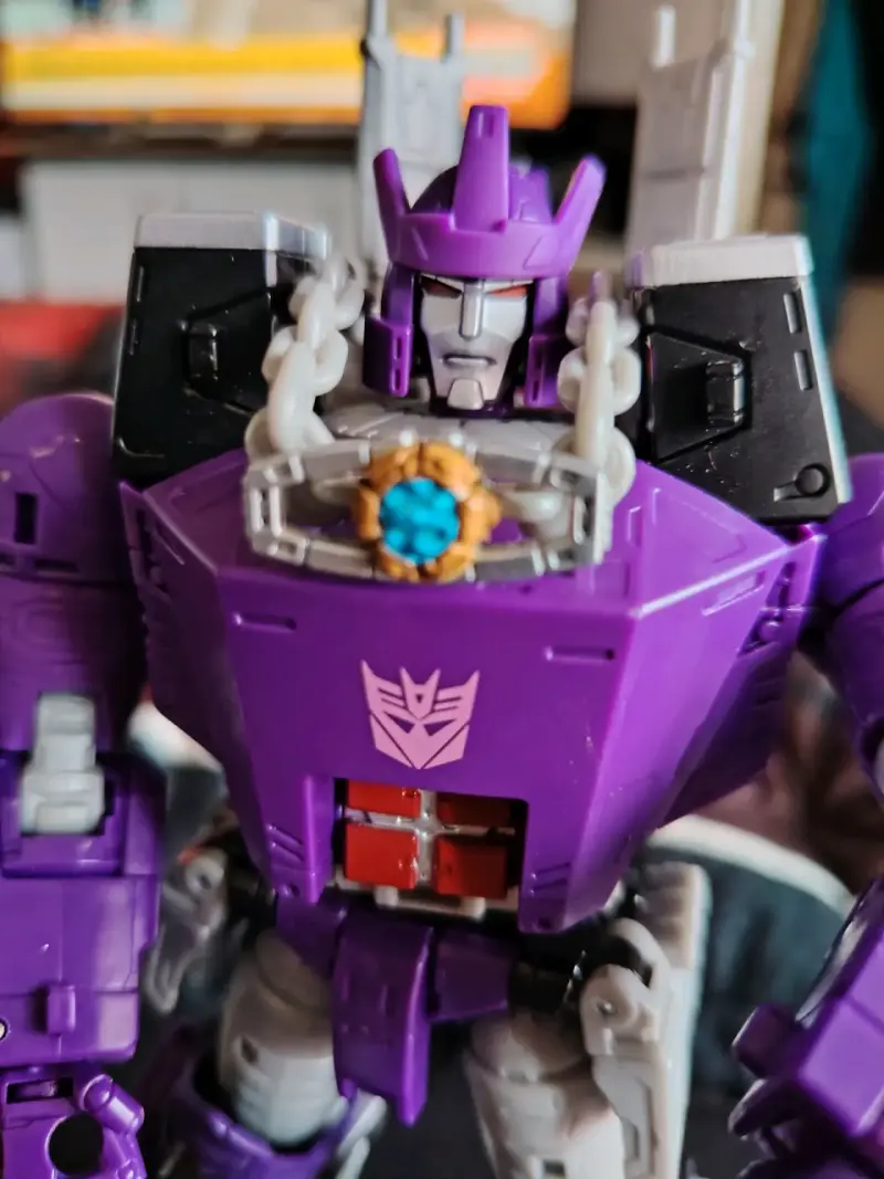Figura de acción Transformers Decepticon Galvatron - 2