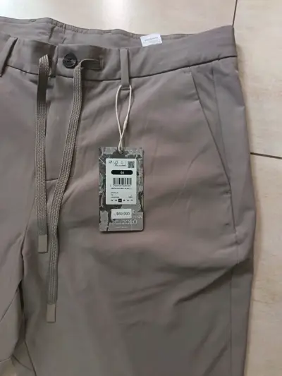 Pantalones casuales color beige para hombre - miniatura 4