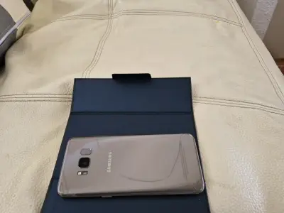 Samsung Galaxy S8 en buen estado con caja - miniatura 2