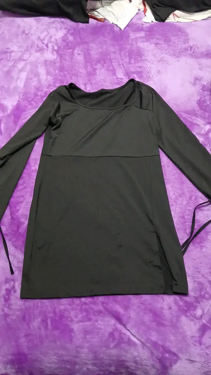 Vestido negro manga larga elegante - 1