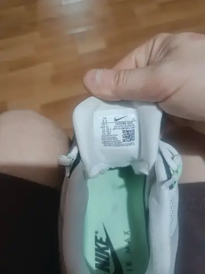 Zapatillas deportivas Nike Air Max 95 gris y verde - miniatura 5