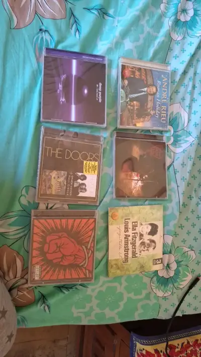 Colección de CDs de música variada - miniatura 1