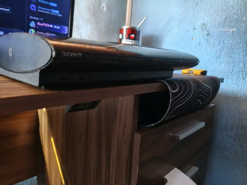 Consola Sony PS3 Super Slim en buen estado - 3