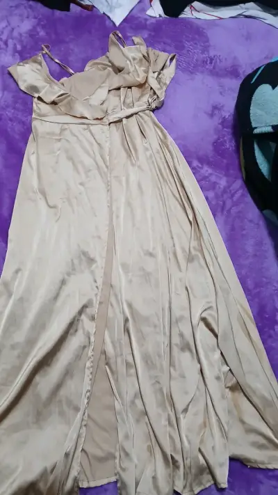 Vestido largo de fiesta color beige - miniatura 1