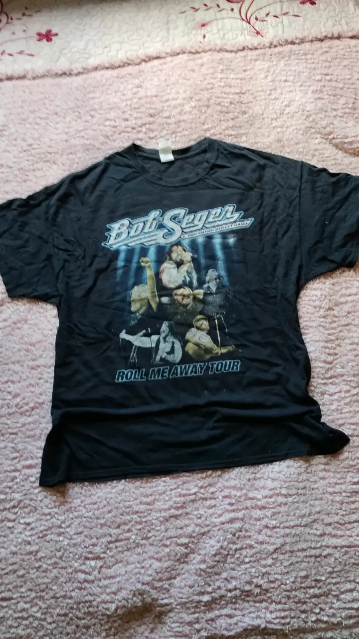 Polera negra Bob Seger Roll Me Away Tour