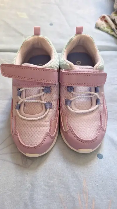 Zapatillas rosadas para niña OshKosh B'gosh - miniatura 1