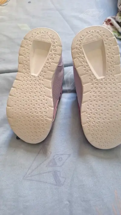 Zapatillas rosadas para niña OshKosh B'gosh - miniatura 3