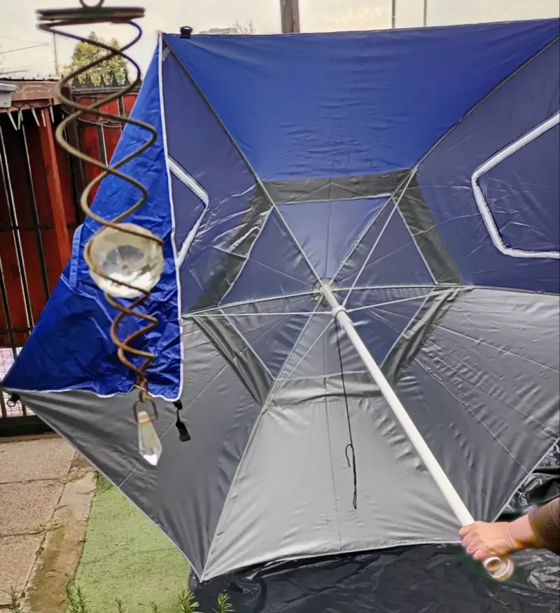 Parasol de Playa Azul con Protección UV - 1