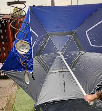 Parasol de Playa Azul con Protección UV - miniatura 1