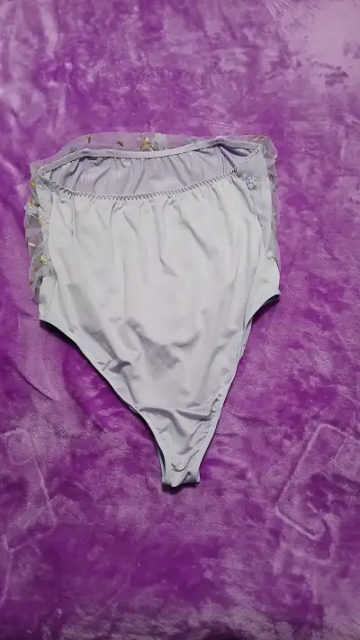 Body de encaje floral morado para mujer - miniatura 2